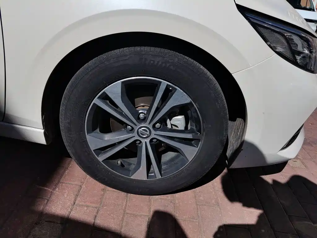 Nissan Sylphy — фото 24