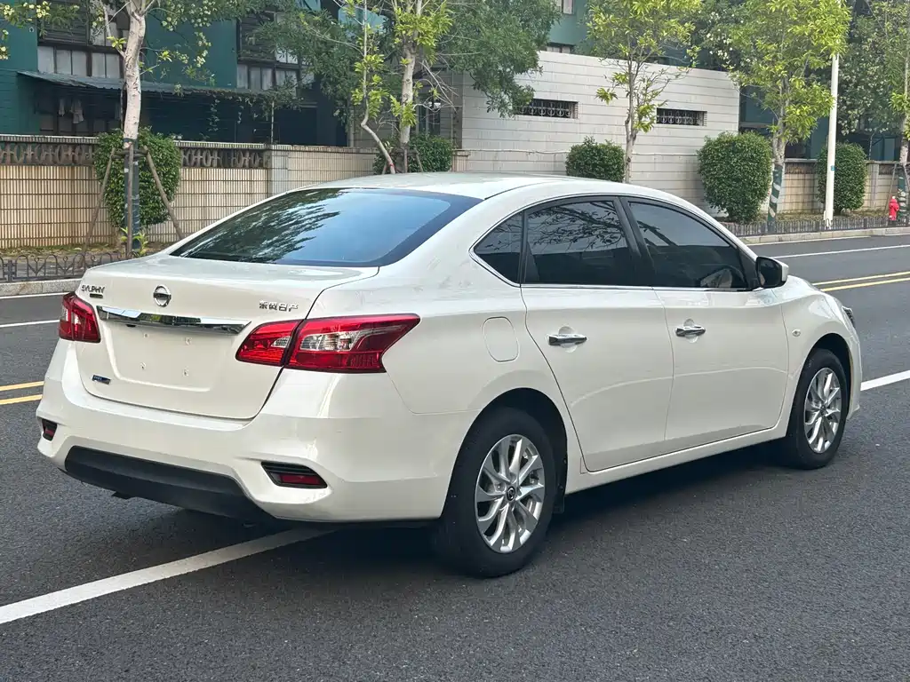 Nissan Sylphy — фото 9