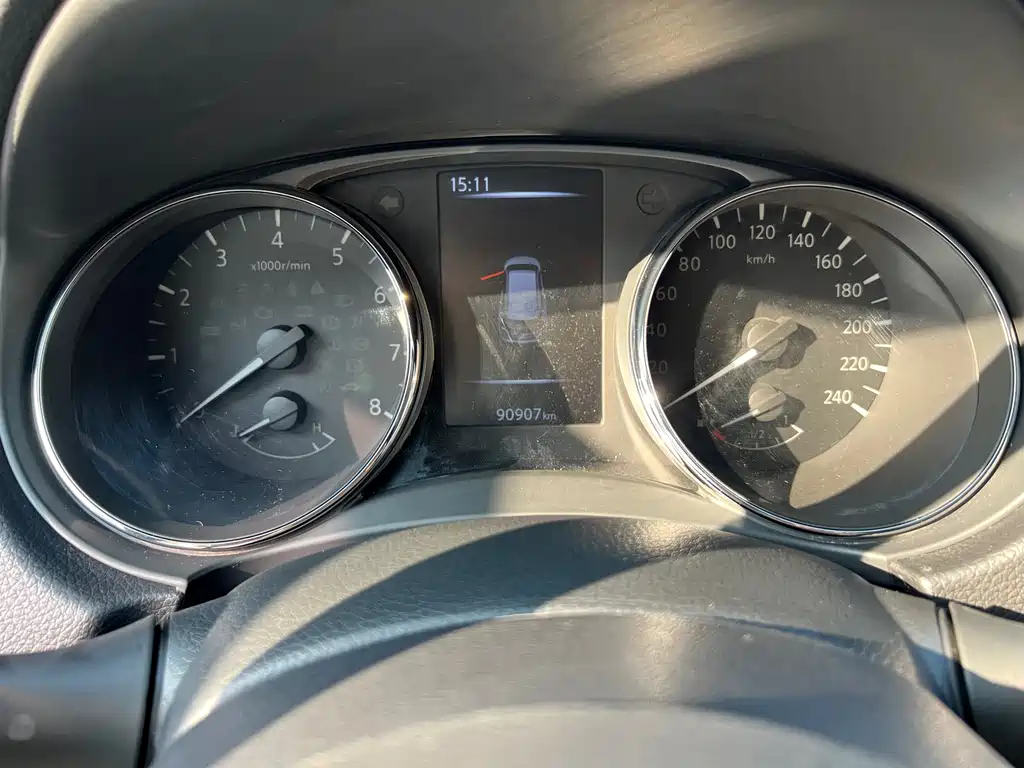 Nissan X-Trail — фото 13