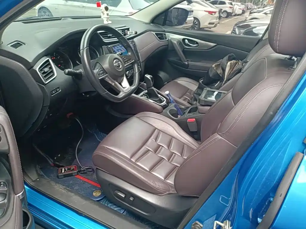 Nissan Qashqai — фото 11