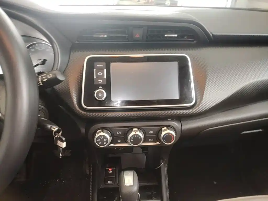 Nissan Kicks — фото 13
