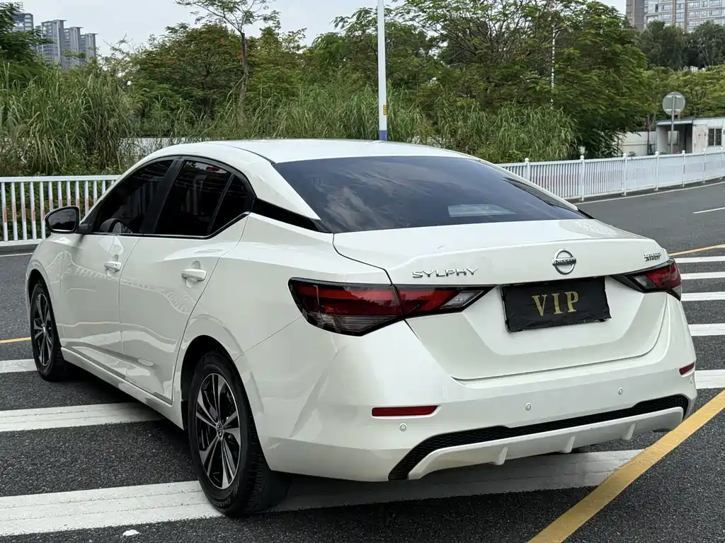 Nissan Sylphy — фото 10
