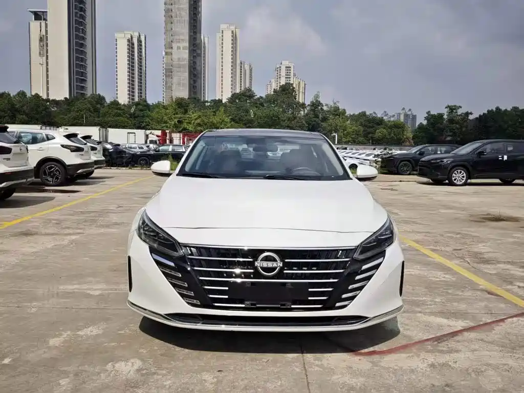 Nissan Teana — фото 2