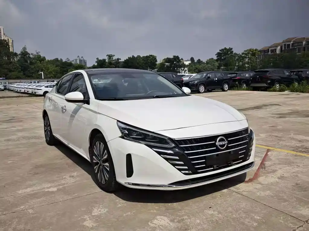 Nissan Teana — фото 3