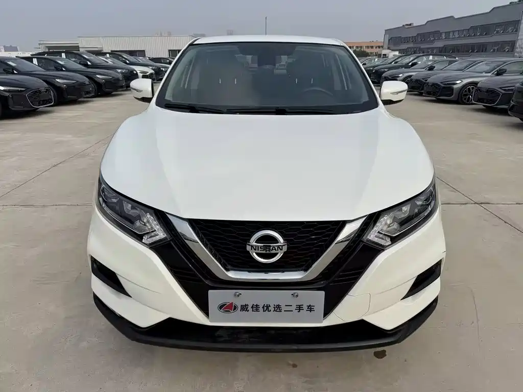 Nissan Qashqai — фото 2