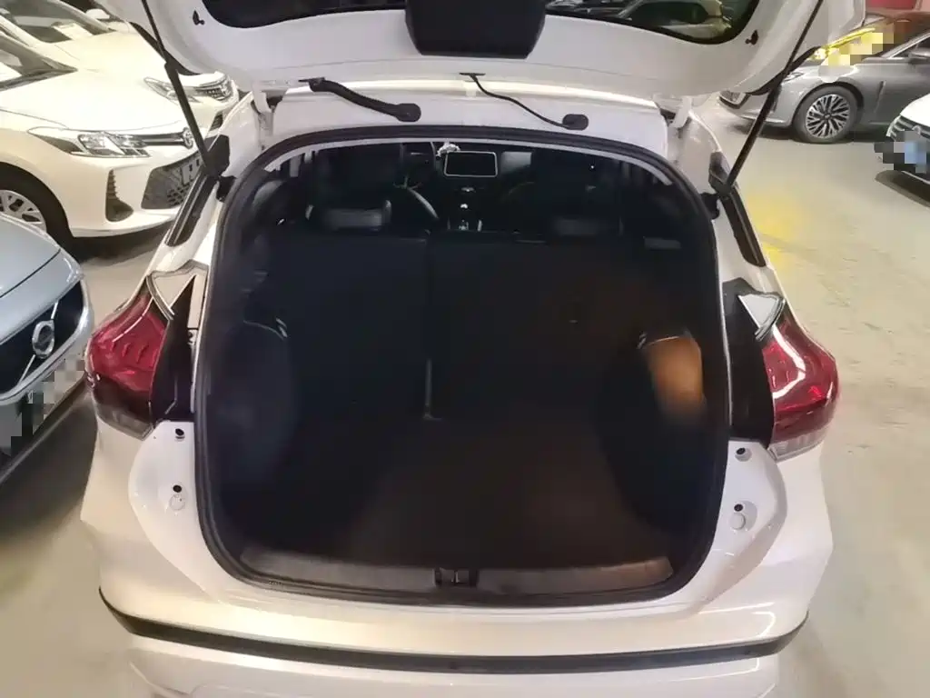 Nissan Kicks — фото 19