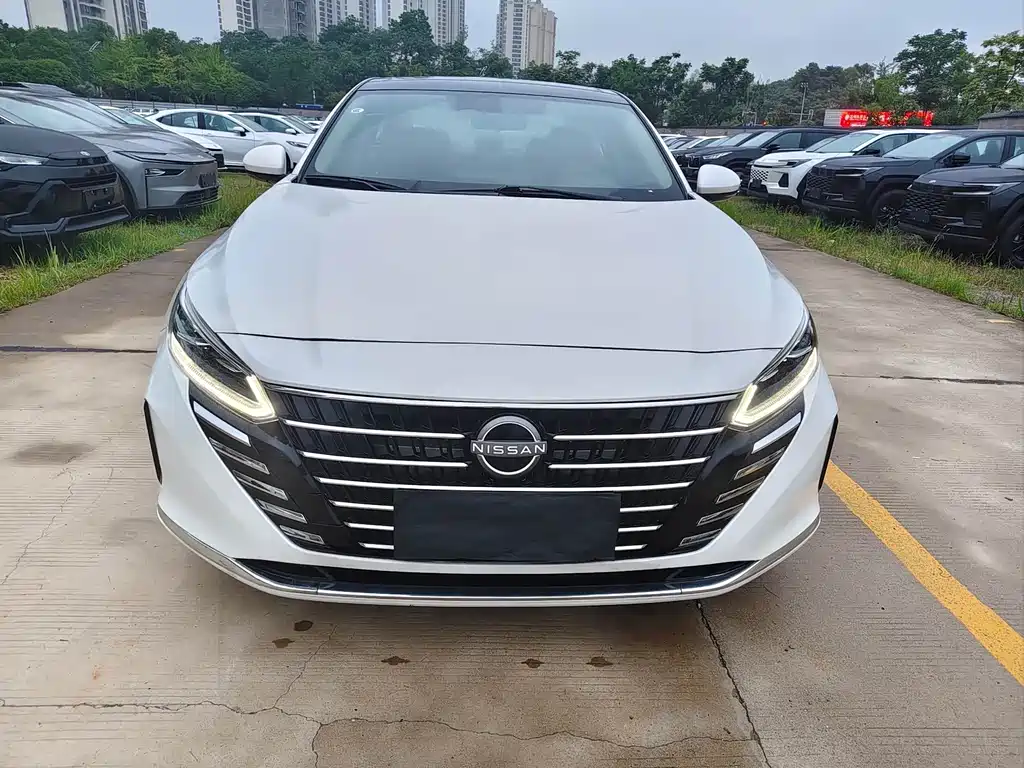 Nissan Teana — фото 2