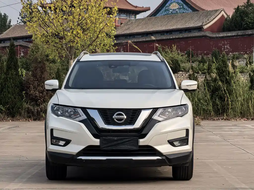 Nissan X-Trail — фото 2