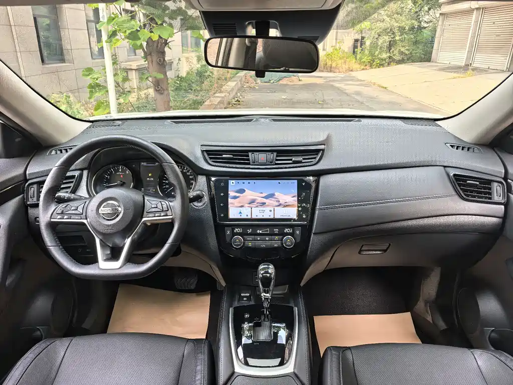 Nissan X-Trail — фото 14