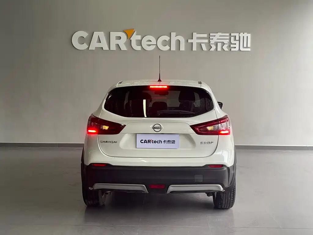 Nissan Qashqai — фото 5