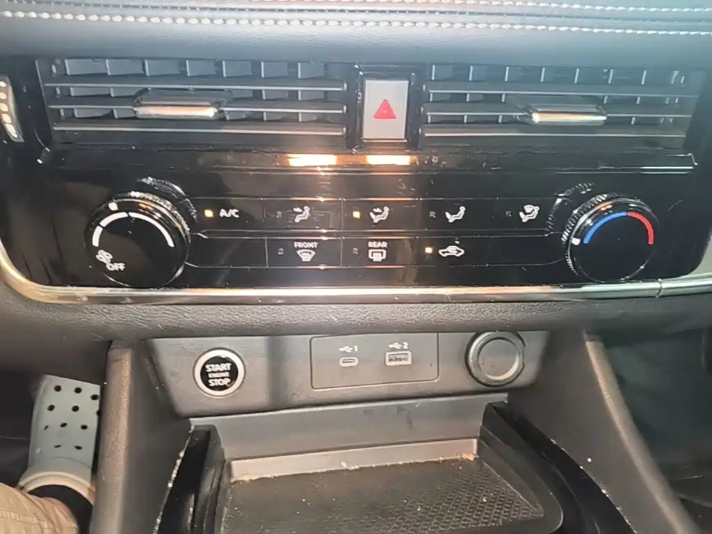 Nissan X-Trail — фото 13
