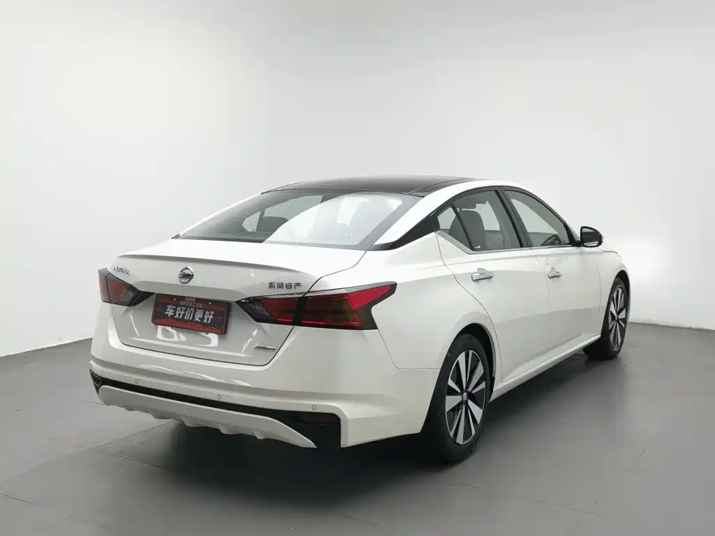 Nissan Teana — фото 2