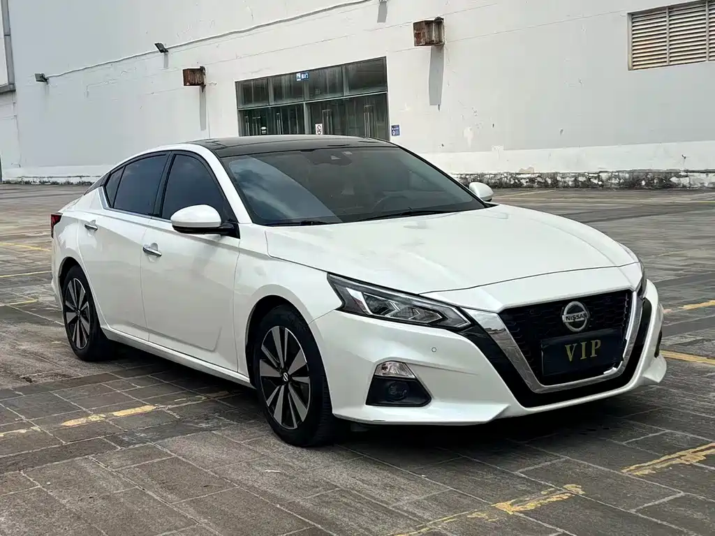 Nissan Teana — фото 3