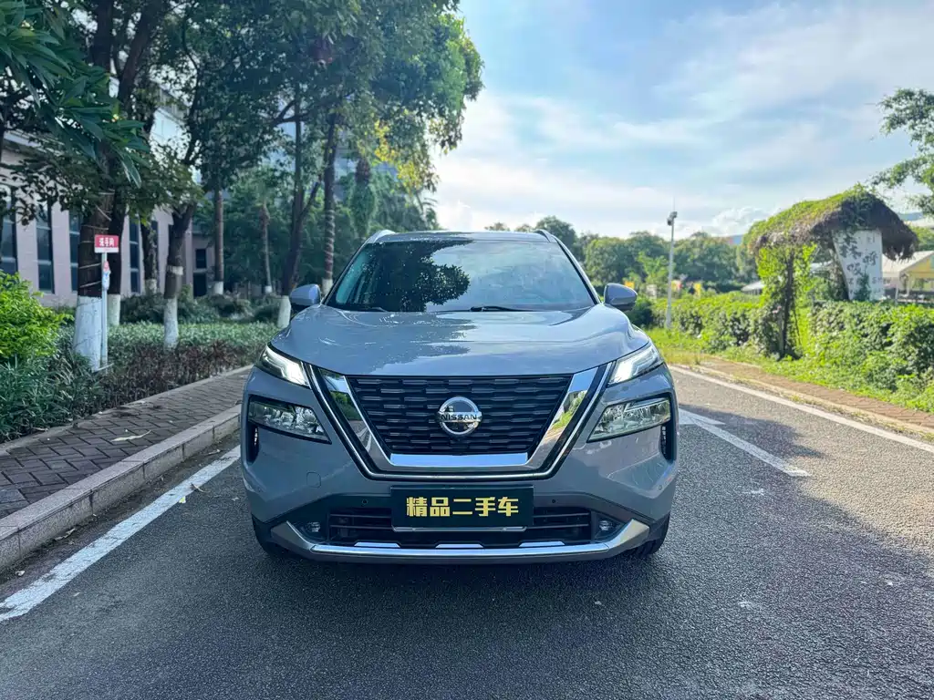 Nissan X-Trail — фото 2