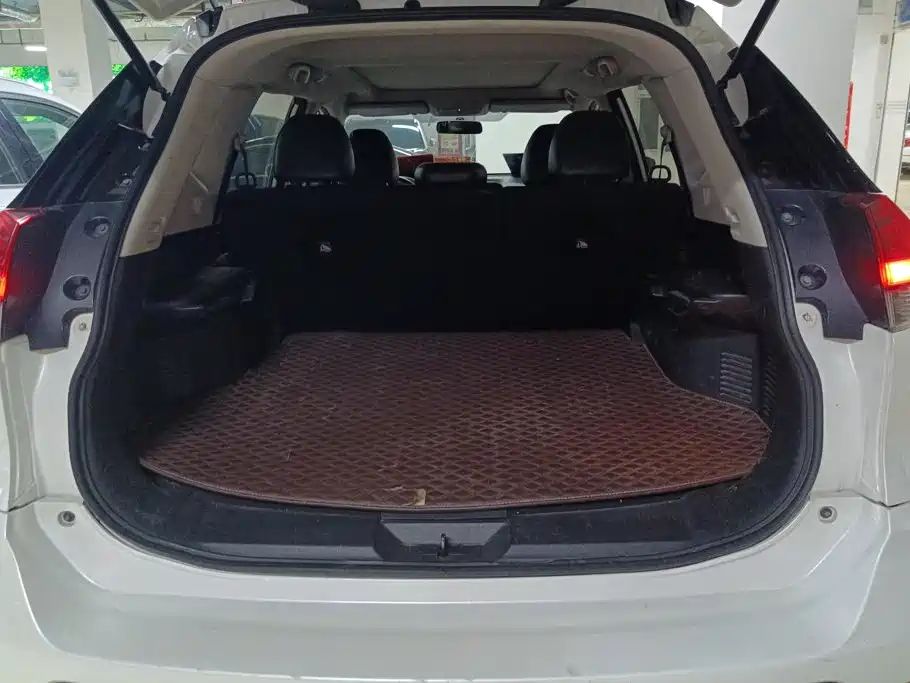 Nissan X-Trail — фото 4
