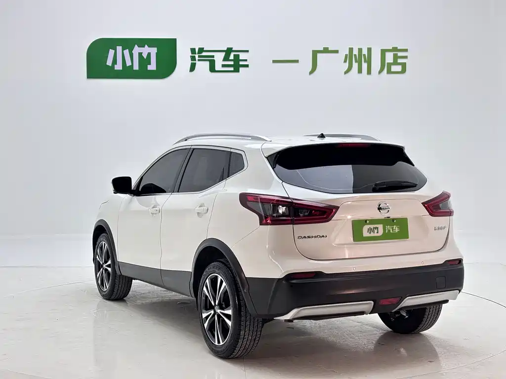 Nissan Qashqai — фото 7