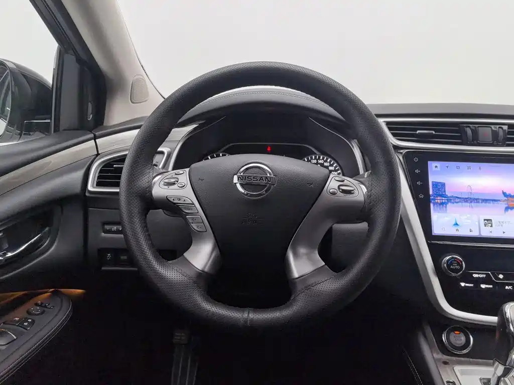 Nissan Murano — фото 11
