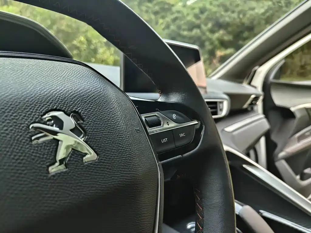 Peugeot 4008 — фото 13
