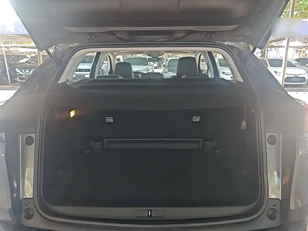 Peugeot 4008 — фото 19