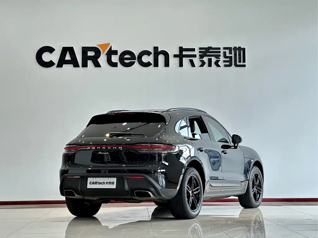 Porsche Macan — фото 22