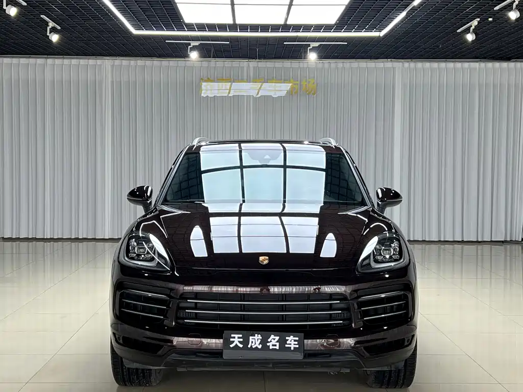 Porsche Cayenne — фото 2