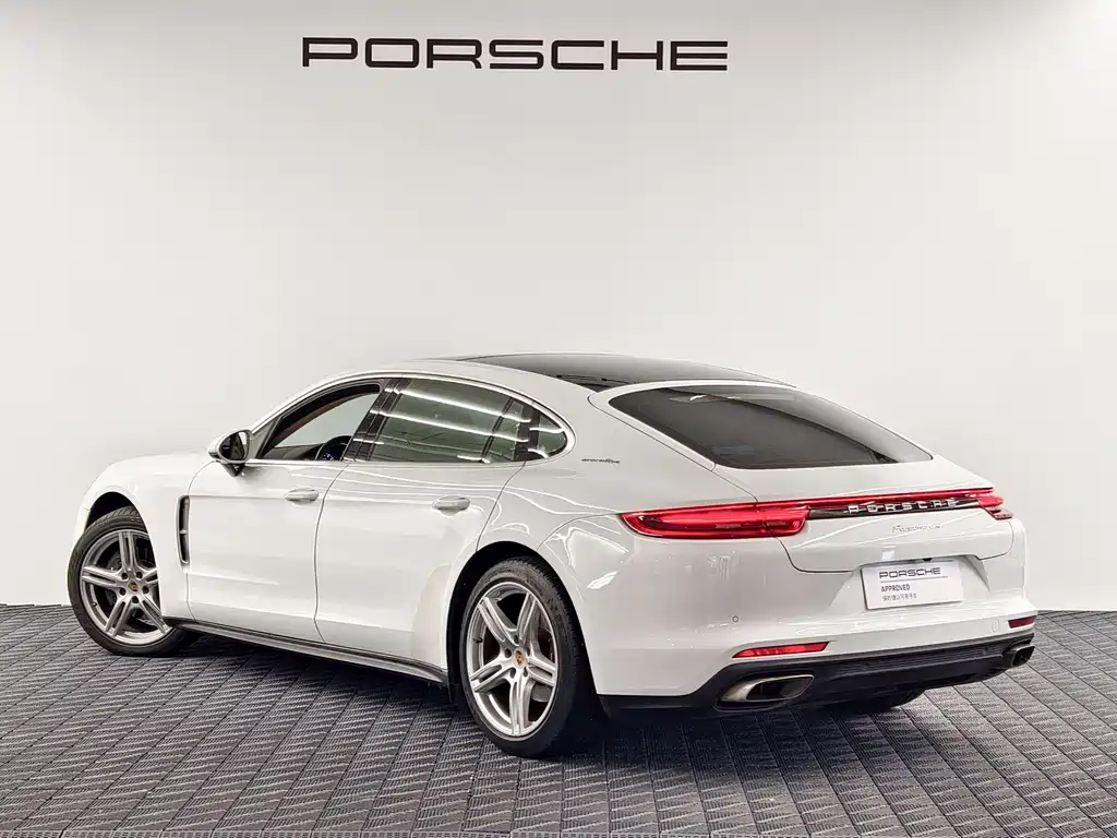 Porsche Panamera — фото 4