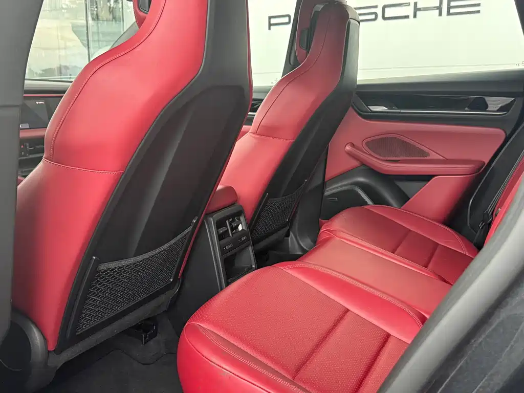 Porsche Macan EV — фото 11