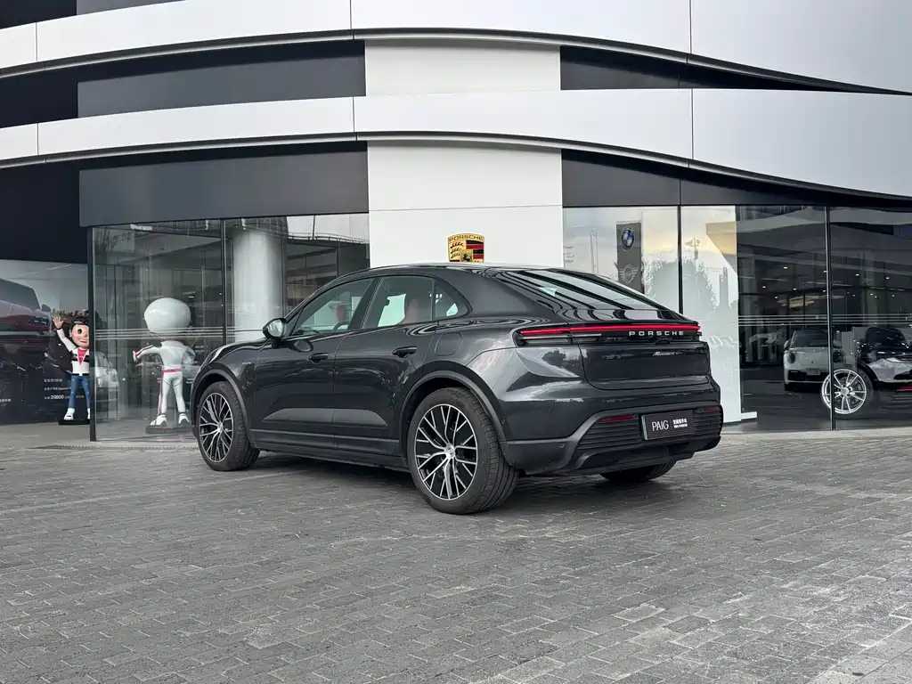 Porsche Macan EV — фото 8