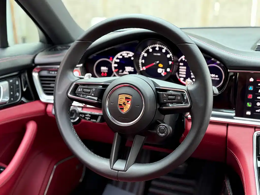 Porsche Panamera — фото 13