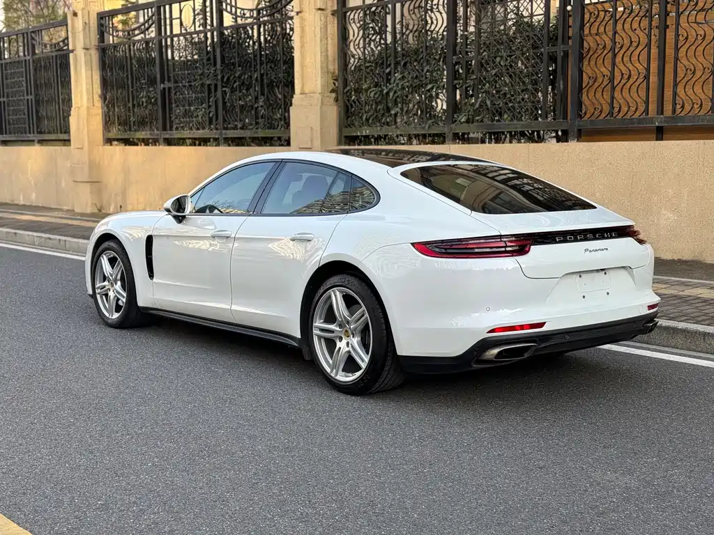 Porsche Panamera — фото 3