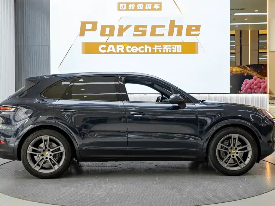 Porsche Cayenne — фото 4