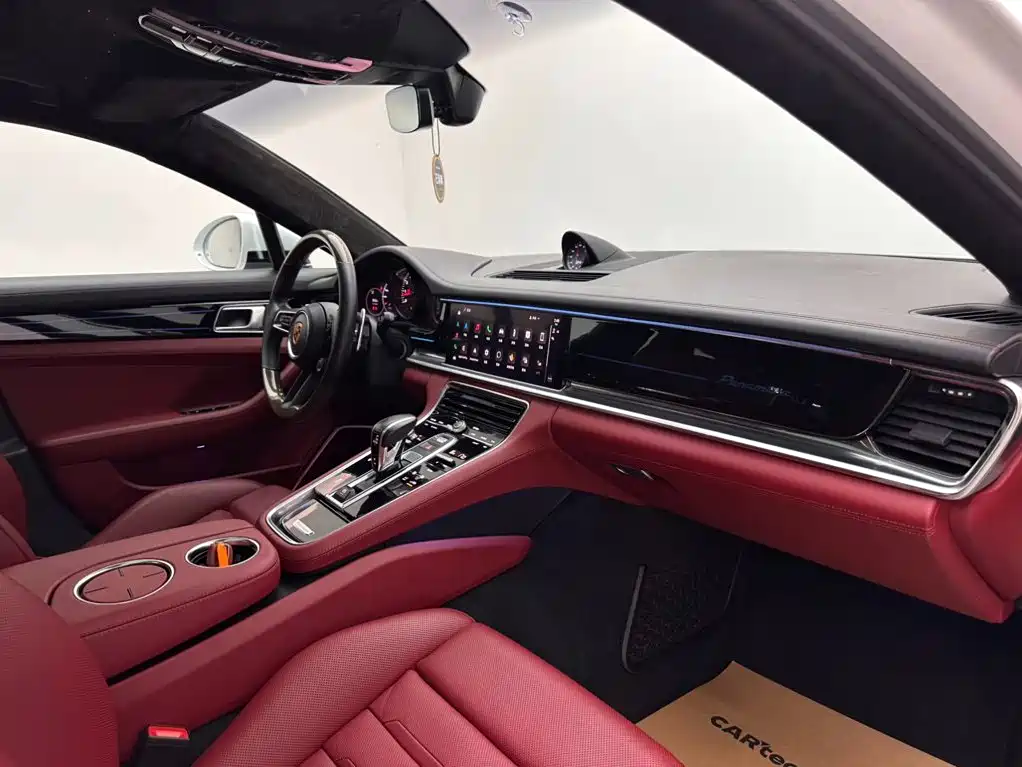 Porsche Panamera — фото 11