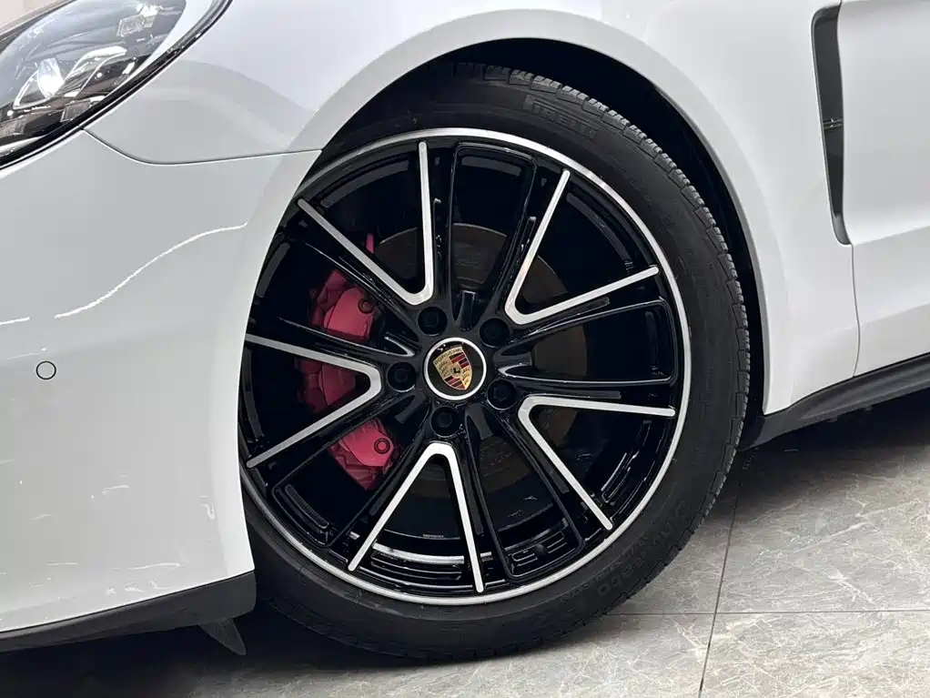 Porsche Panamera — фото 22
