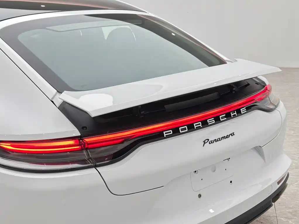 Porsche Panamera — фото 23