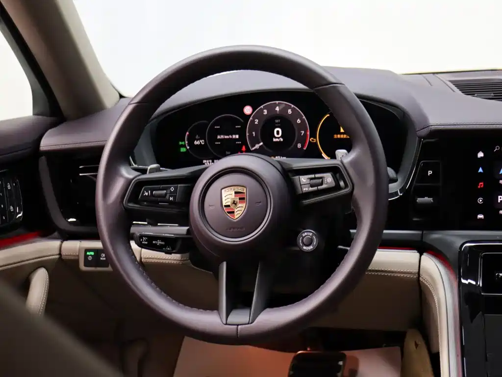 Porsche Panamera — фото 14