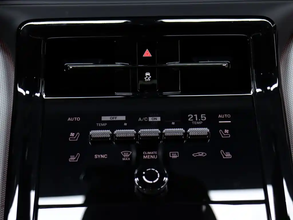 Porsche Panamera — фото 20