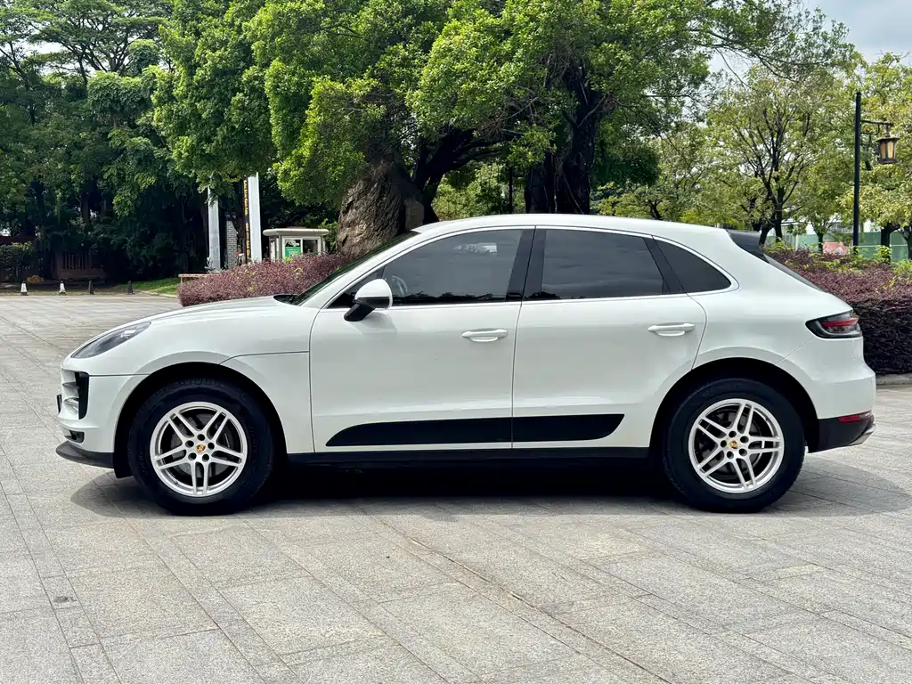 Porsche Macan — фото 4