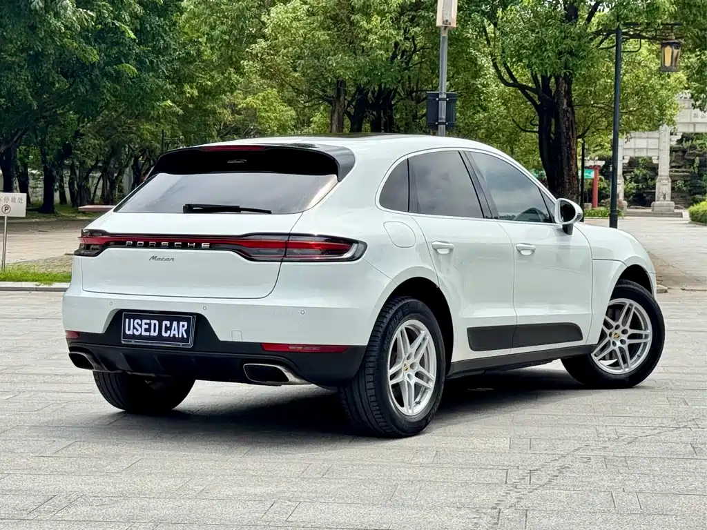 Porsche Macan — фото 7