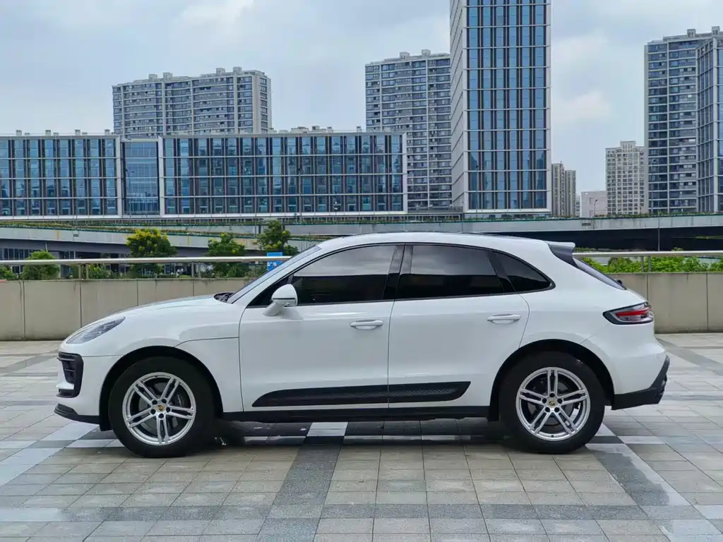 Porsche Macan — фото 4