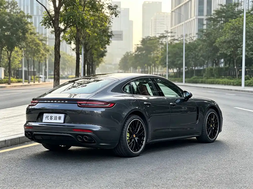 Porsche Panamera — фото 9