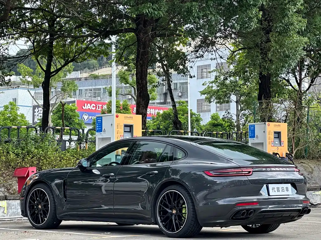 Porsche Panamera — фото 7