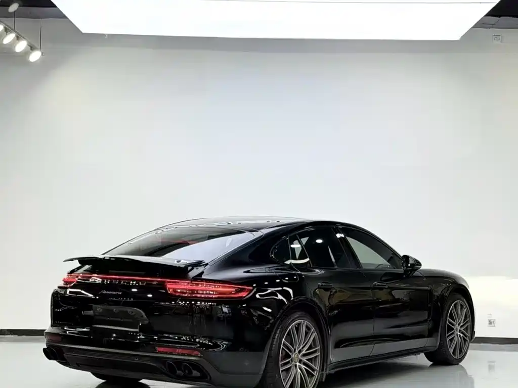 Porsche Panamera — фото 8