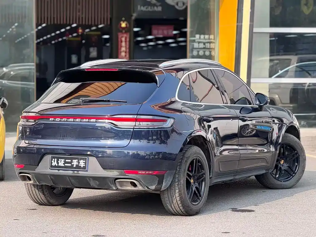 Porsche Macan — фото 9