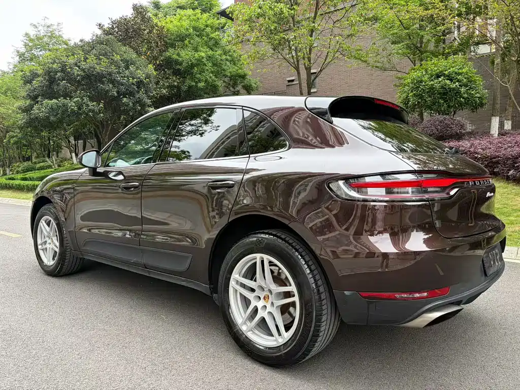 Porsche Macan — фото 9