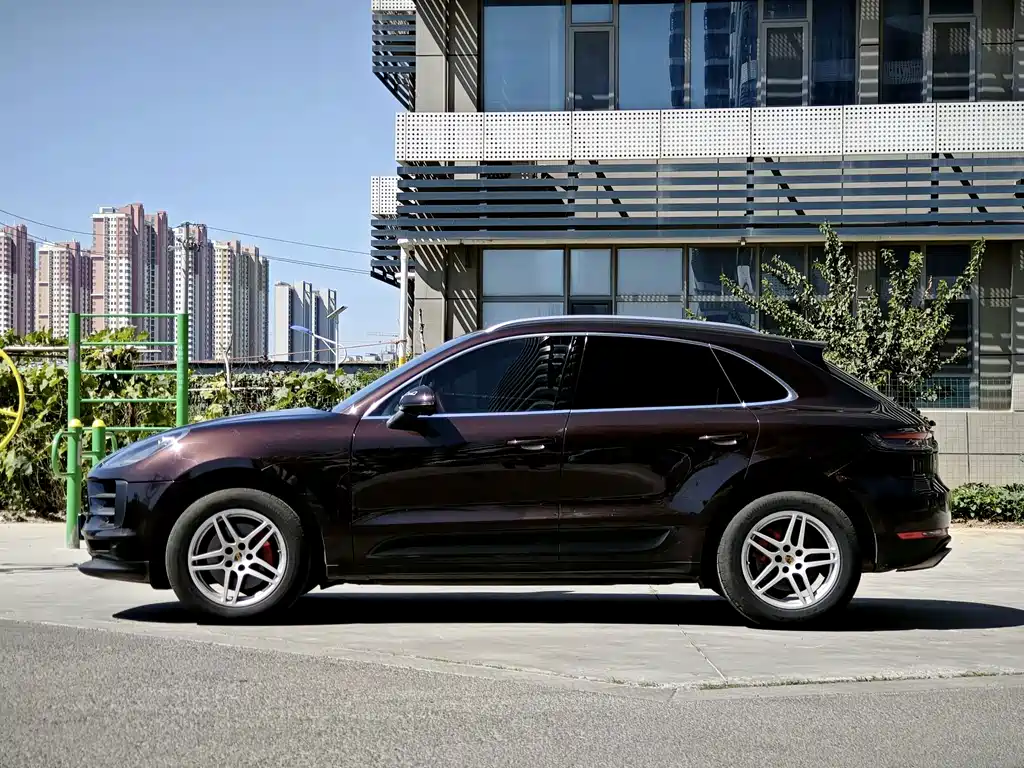 Porsche Macan — фото 4