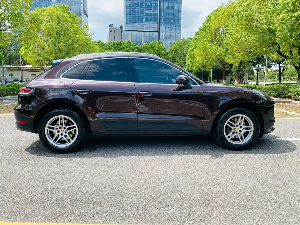 Porsche Macan — фото 6