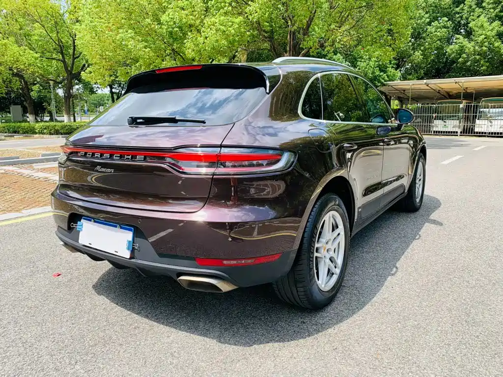 Porsche Macan — фото 9