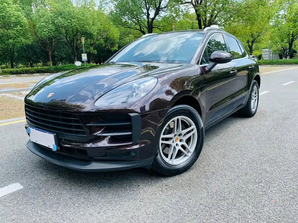 Porsche Macan — фото 1