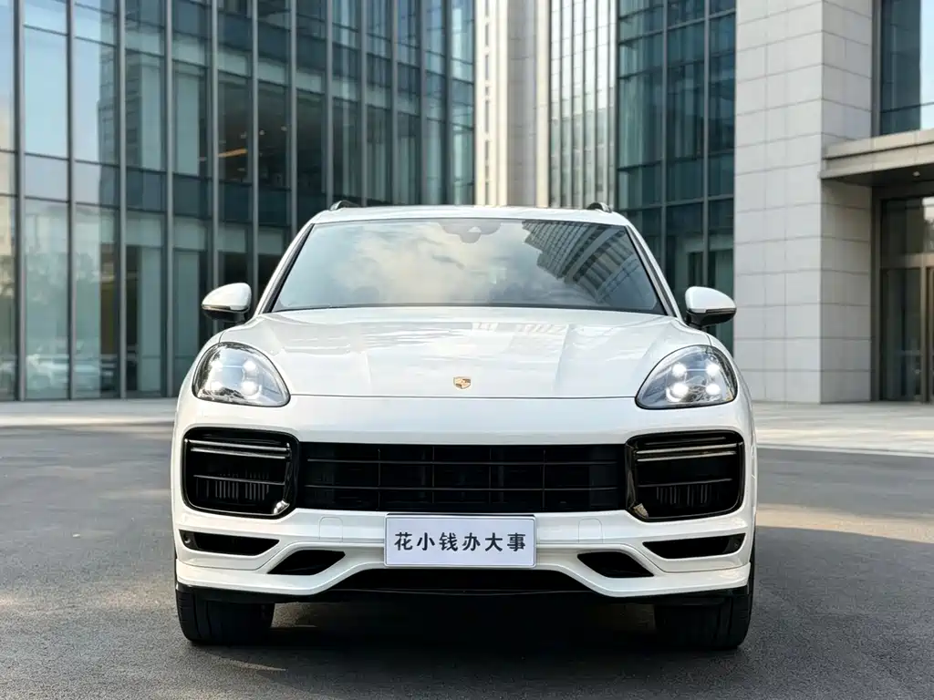 Porsche Cayenne — фото 2