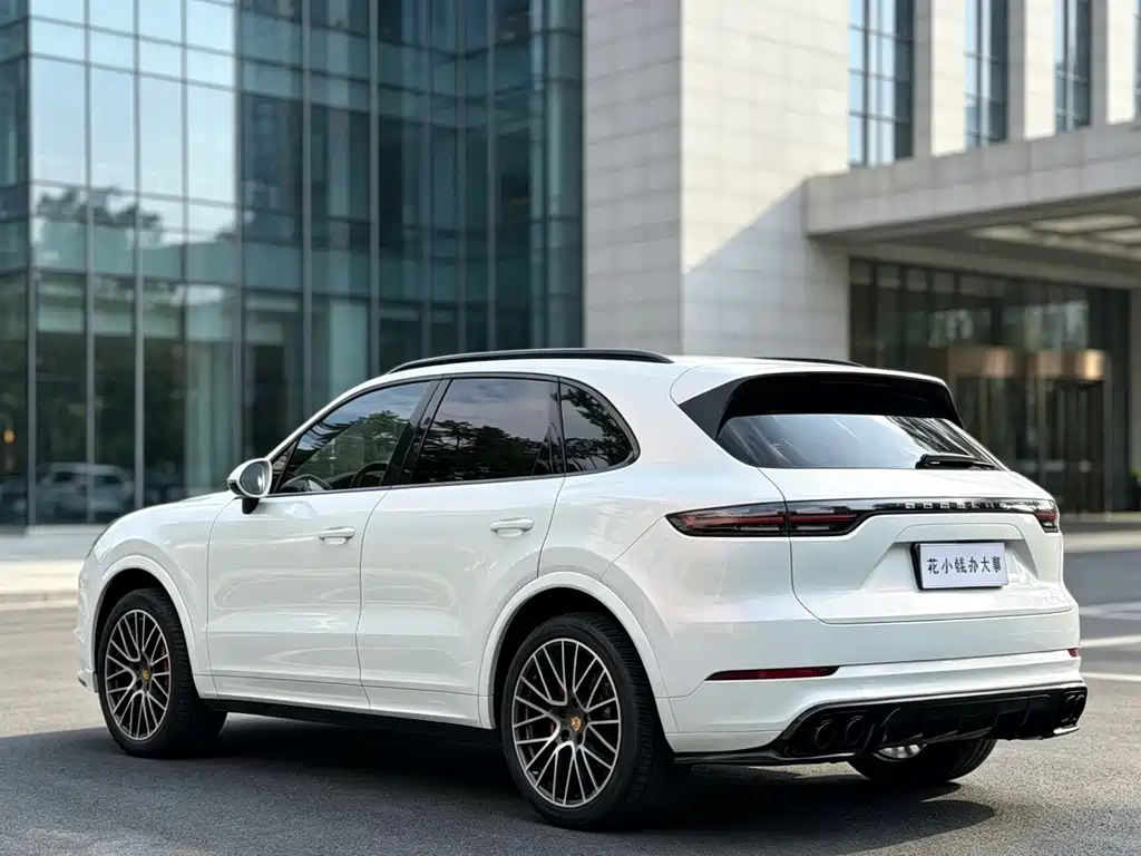 Porsche Cayenne — фото 9
